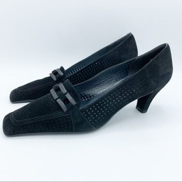 Stuart Weitzman Vintage Perforated Black Suede Heeled Loafers Sz 7 Work Office C - Picture 12 of 12